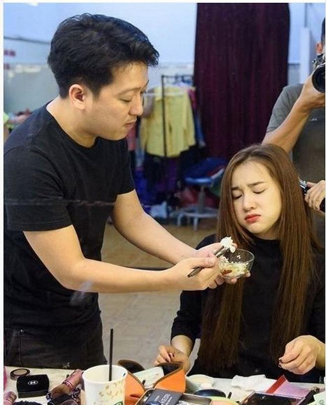 Với anh, Nhã Phương lúc nào cũng là em bé.