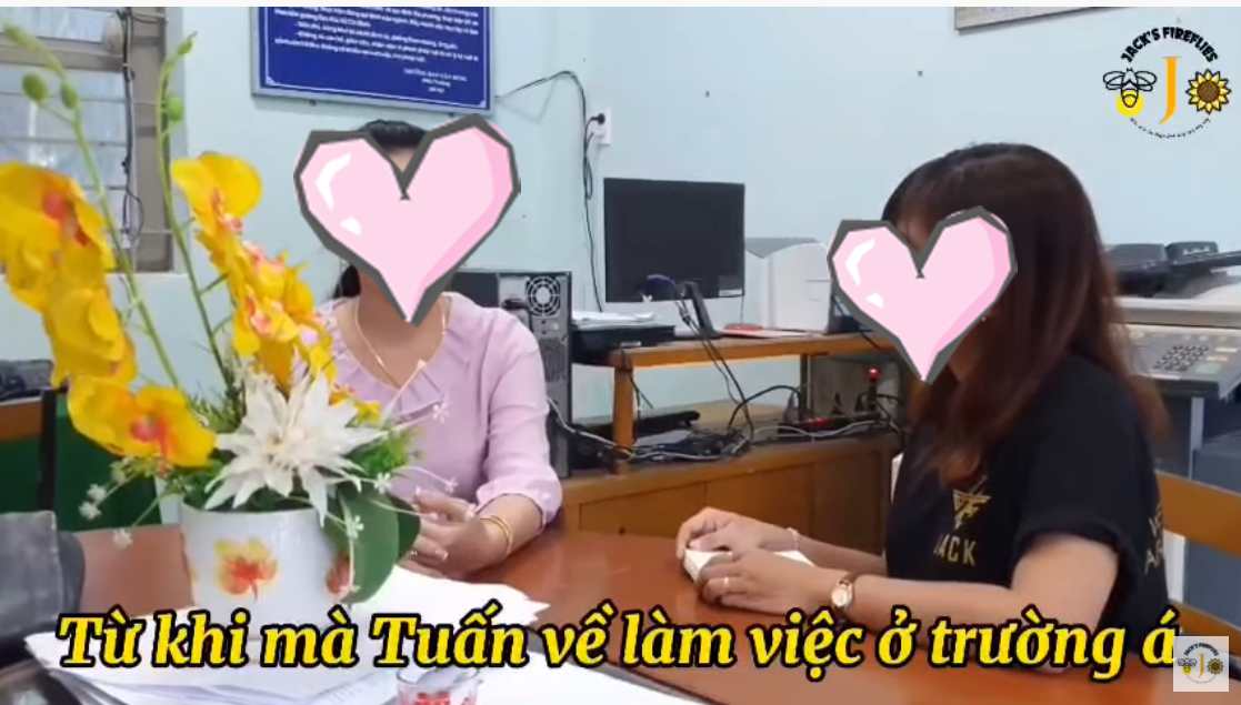 Giáo viên tại trường xác nhận Jack từng giảng dạy bộ môn Âm nhạc cho học sinh lớp 1-5. Giáo viên tại trường xác nhận Jack từng giảng dạy bộ môn Âm nhạc cho học sinh lớp 1-5.