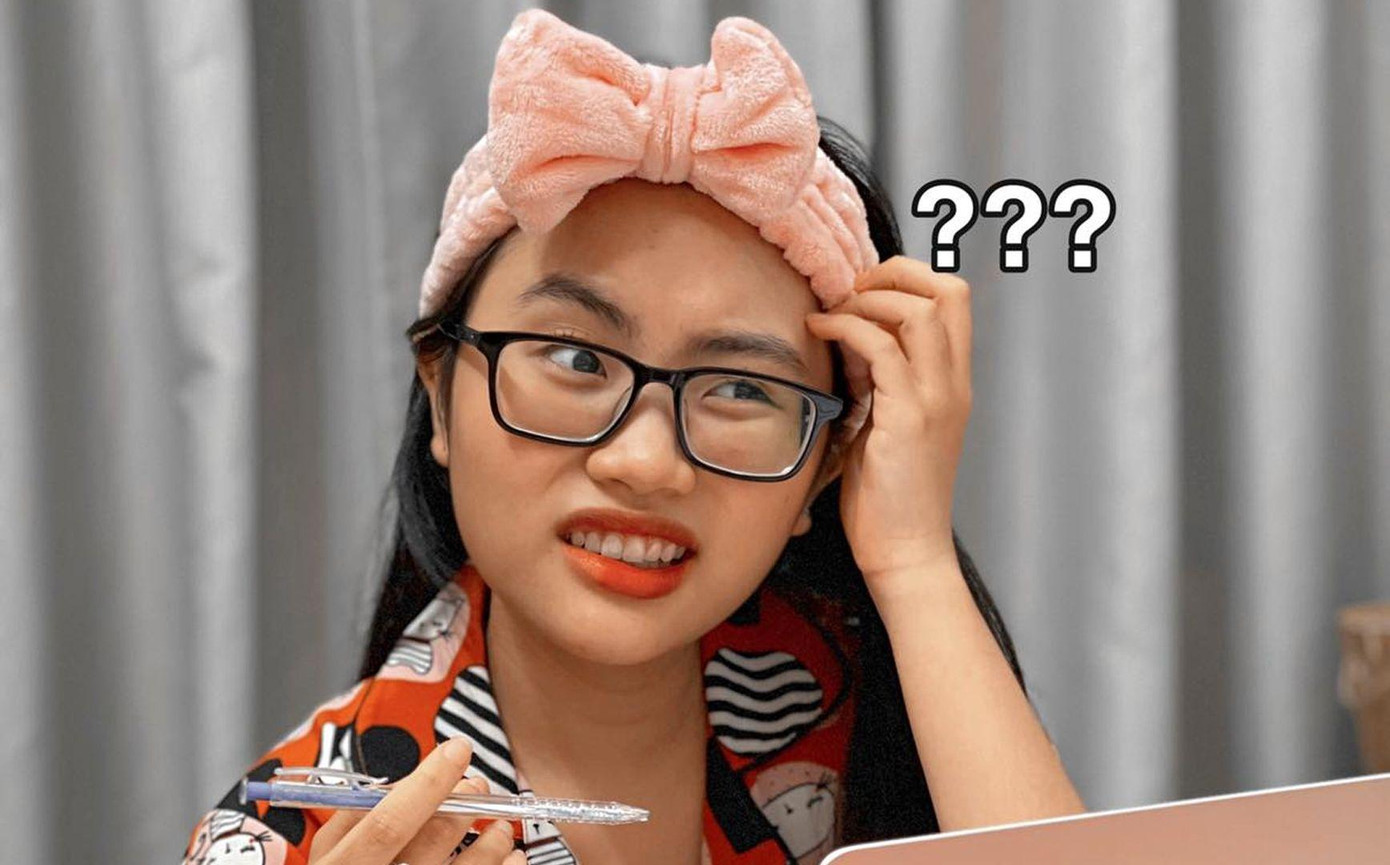 "Chị Bảy" từ lo lắng đến vỡ òa sau khi tra điểm thi. "Chị Bảy" từ lo lắng đến vỡ òa sau khi tra điểm thi.