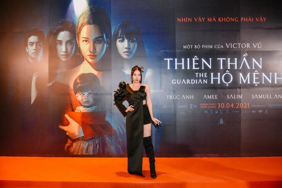 Ca sĩ Orange - người thể hiện ca khúc chủ đề của bộ phim. Ca sĩ Orange - người thể hiện ca khúc chủ đề của bộ phim.