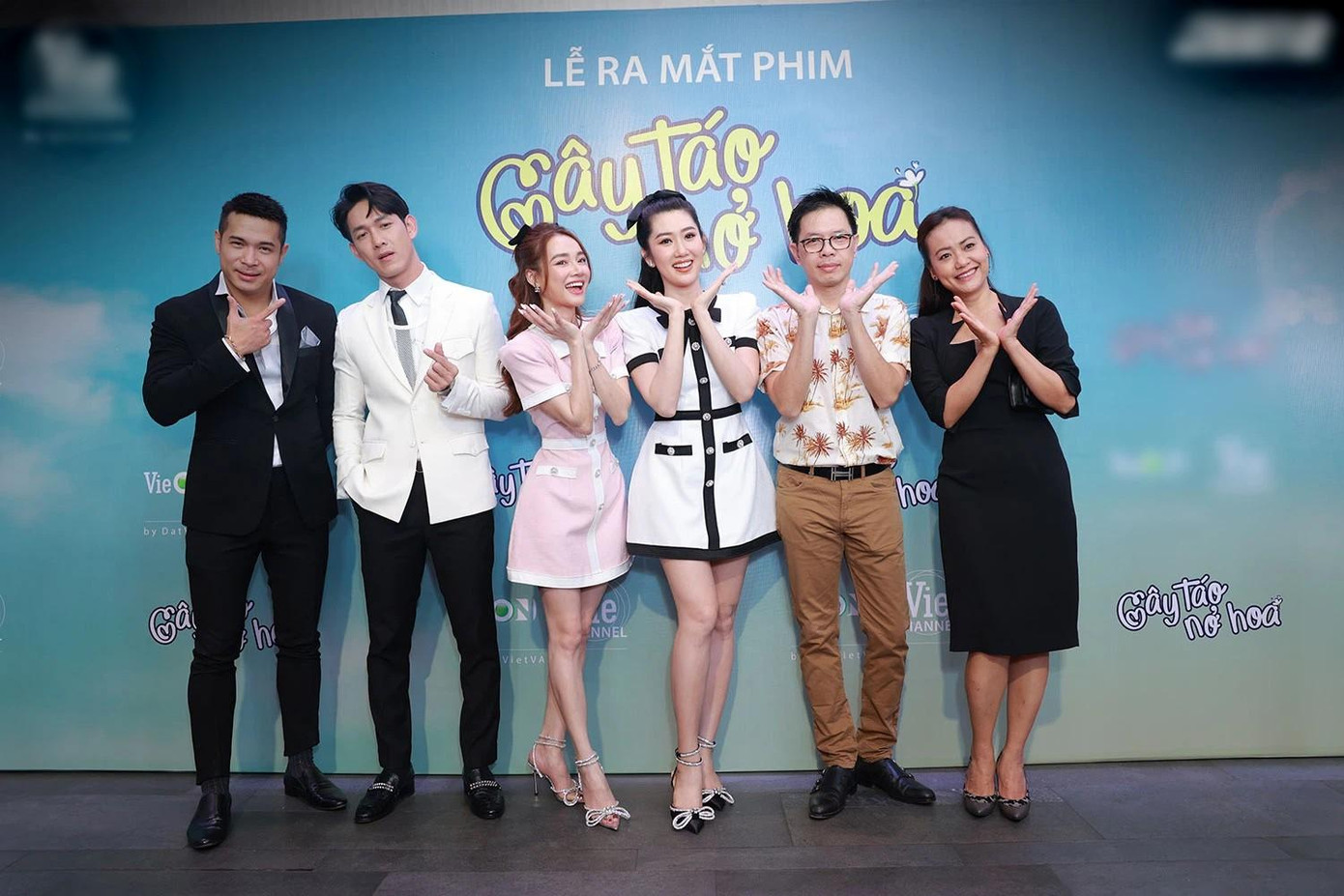 Dàn diễn viên chính trong phim.