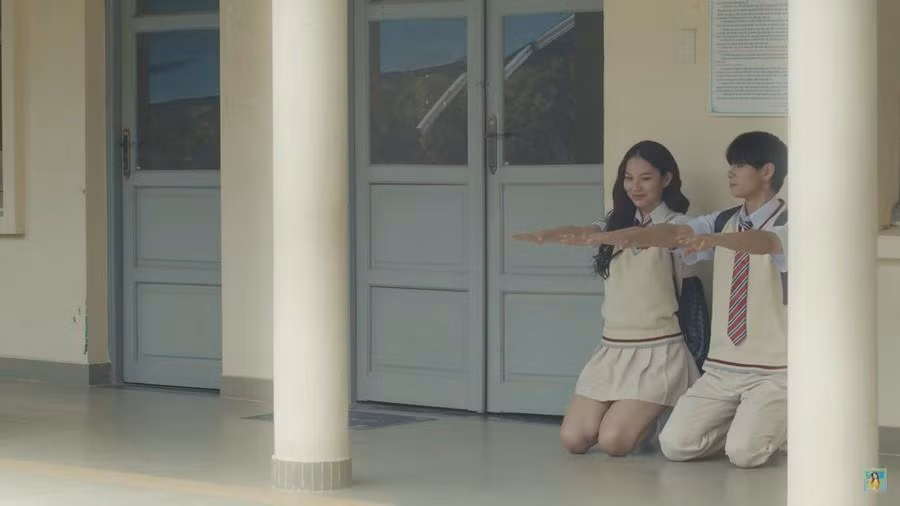 Có nhiều điểm tương đồng của bộ phim Hoa ngữ và MV mới của Phí Phương Anh. Có nhiều điểm tương đồng của bộ phim Hoa ngữ và MV mới của Phí Phương Anh.