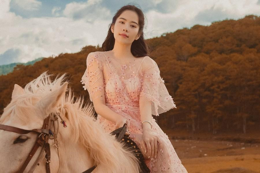 Bộ ảnh được thực hiện ở Đà Lạt trong một lần Nam Em đi du lịch với bạn. Bộ ảnh được thực hiện ở Đà Lạt trong một lần Nam Em đi du lịch với bạn.