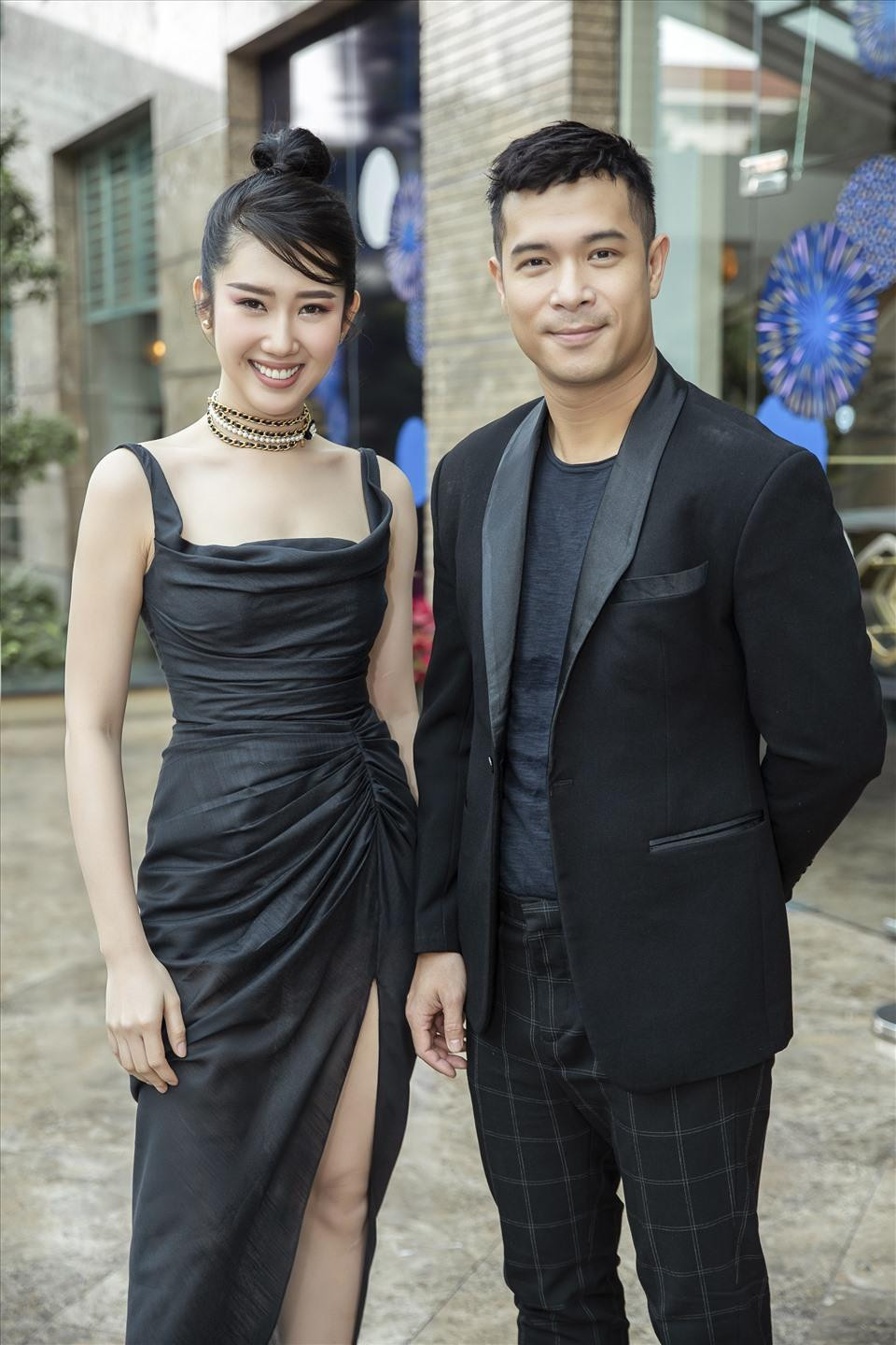 Cặp sao có mối quan hệ thân thiết. Cặp sao có mối quan hệ thân thiết.