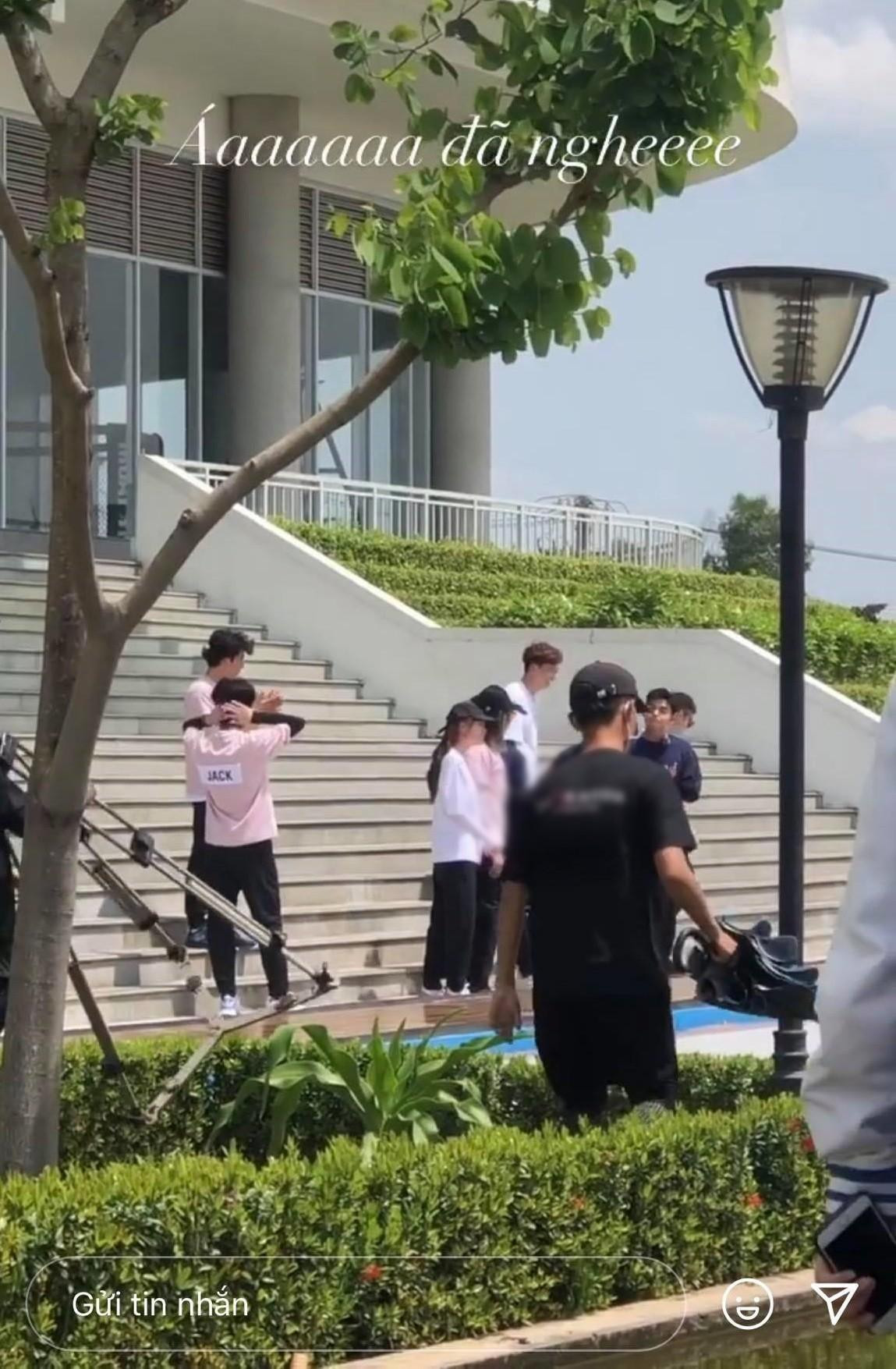 Các đội đã sẵn sàng cho cuộc đua.