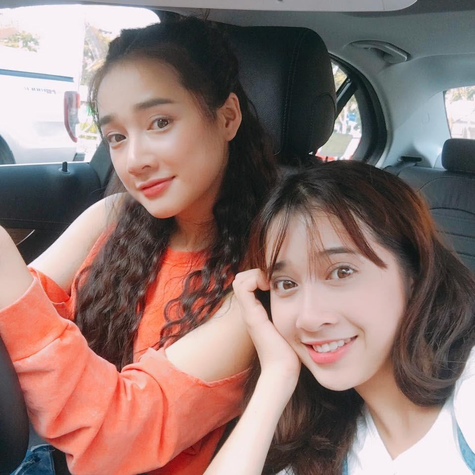 Phương Anh có nhan sắc cuốn hút không kém cô chị nổi tiếng.