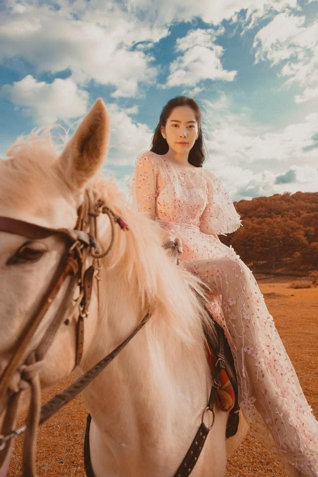 Bộ ảnh mới của giọng ca Dĩ Vãng Nhạt Nhòa. Bộ ảnh mới của giọng ca Dĩ Vãng Nhạt Nhòa.