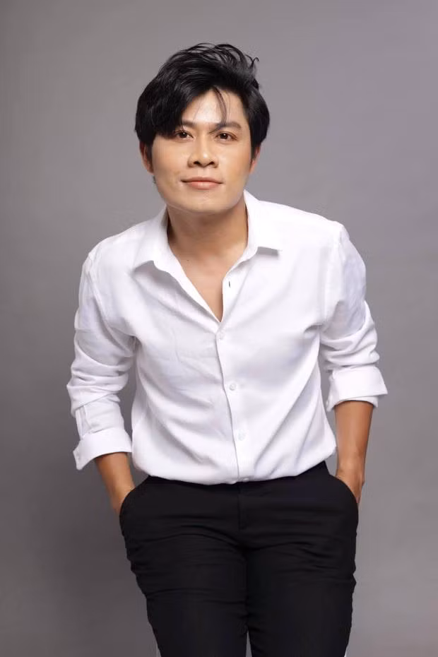 Nguyễn Văn Chung đã bán độc quyền 4 ca khúc hit của Cao Thái Sơn cho Nathan Lee.