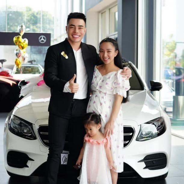 Gia đình viên mãn của nam nghệ sĩ.