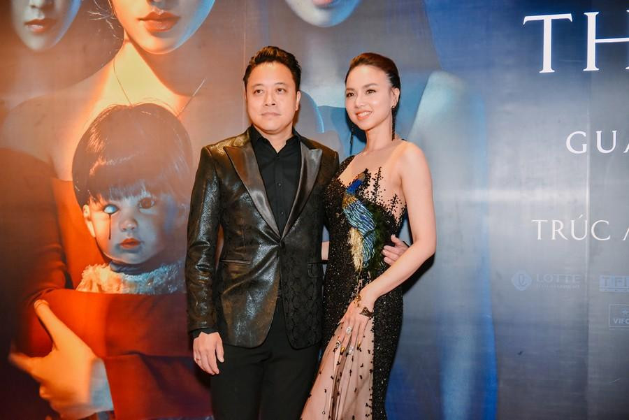 Đạo diễn Victor Vũ và bà xã Đinh Ngọc Diệp. Đạo diễn Victor Vũ và bà xã Đinh Ngọc Diệp.