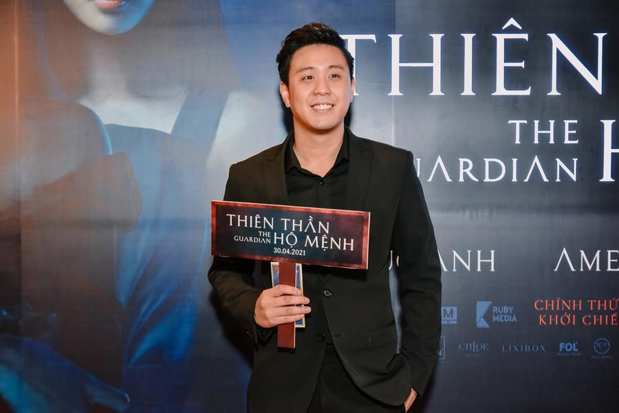 Diễn viên - YouTuber Huyme. Diễn viên - YouTuber Huyme.