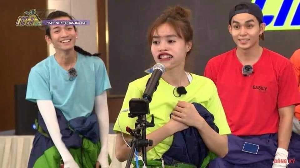 Đây chắc chắn là "meme" ấn tượng nhất của Running Man bản Việt mùa đầu tiên. Đây chắc chắn là "meme" ấn tượng nhất của Running Man bản Việt mùa đầu tiên.