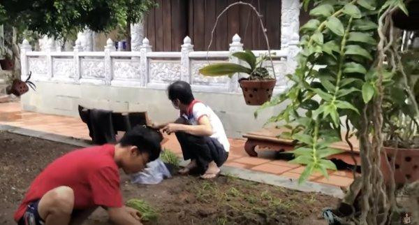 Những hình ảnh được nữ ca sĩ ghi lại. Những hình ảnh được nữ ca sĩ ghi lại.