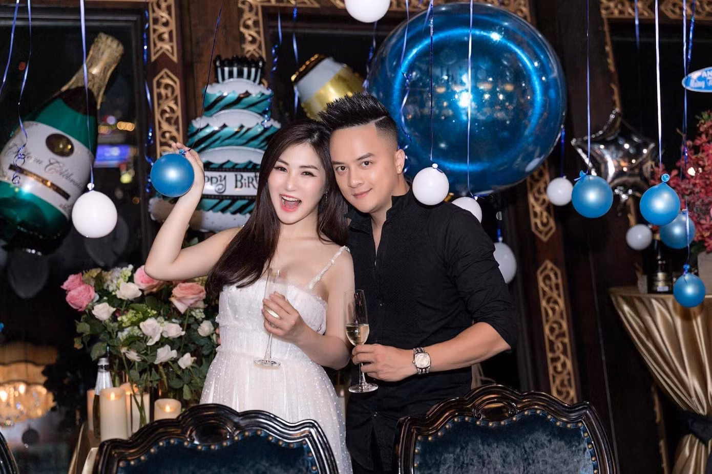 Đây là tiệc sinh nhật tổ chức từ 3 năm trước của giọng ca Duyên Mình Lỡ.