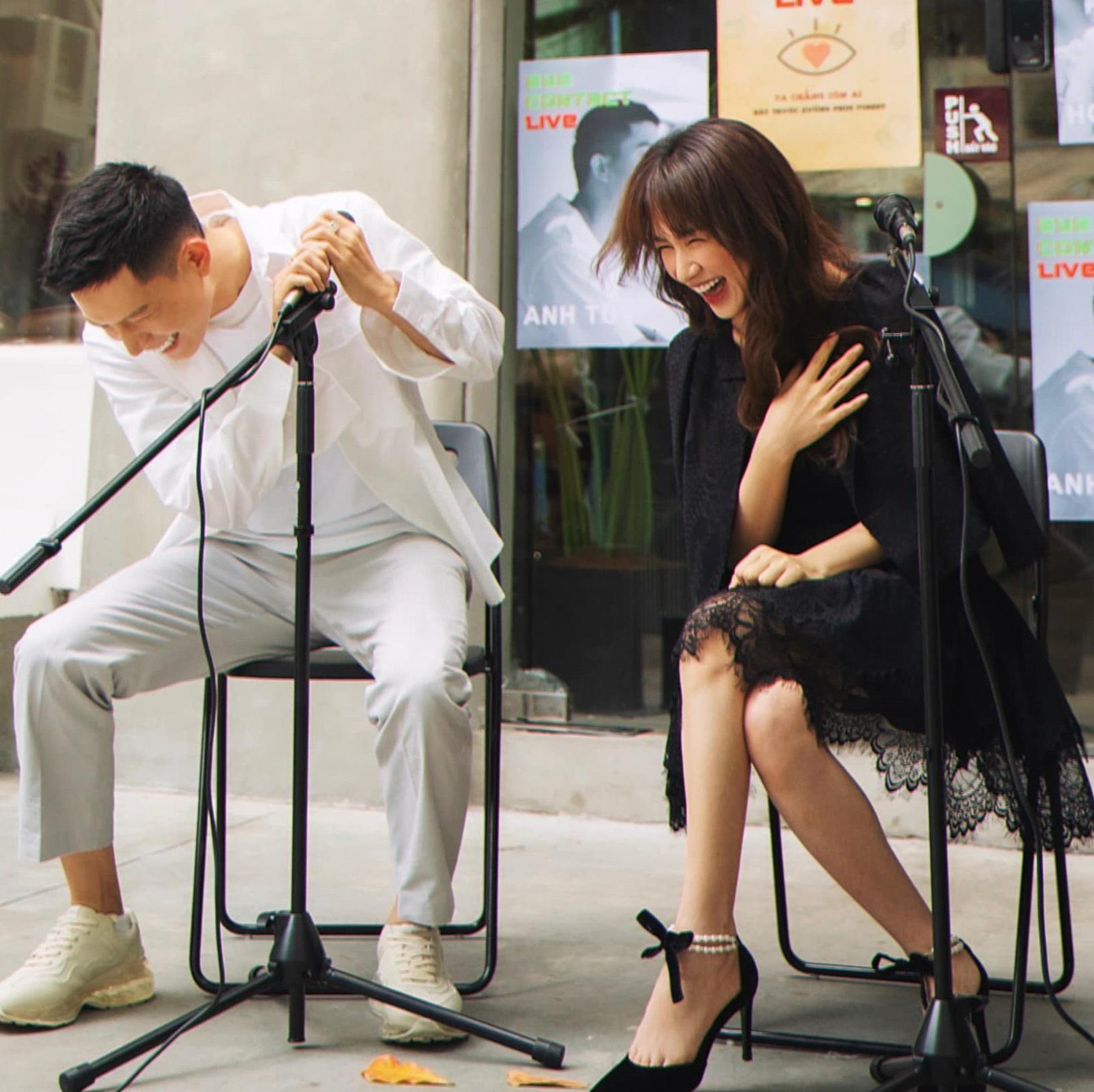 Hai nghệ sĩ sẽ gặp lại khán giả khi dịch đã ổn định. Hai nghệ sĩ sẽ gặp lại khán giả khi dịch đã ổn định.