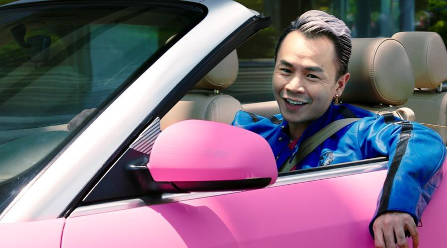 Tạo hình của nam rapper trong MV mới. Tạo hình của nam rapper trong MV mới.