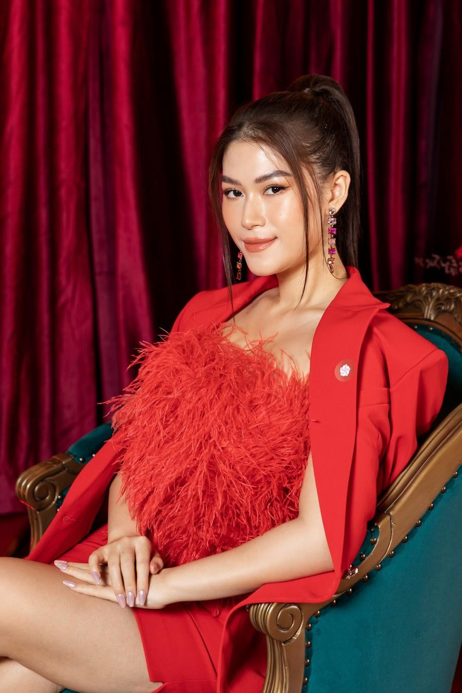 Hành động của Ngọc Thanh Tâm đang được khán giả hưởng ứng nhiệt tình. Hành động của Ngọc Thanh Tâm đang được khán giả hưởng ứng nhiệt tình.