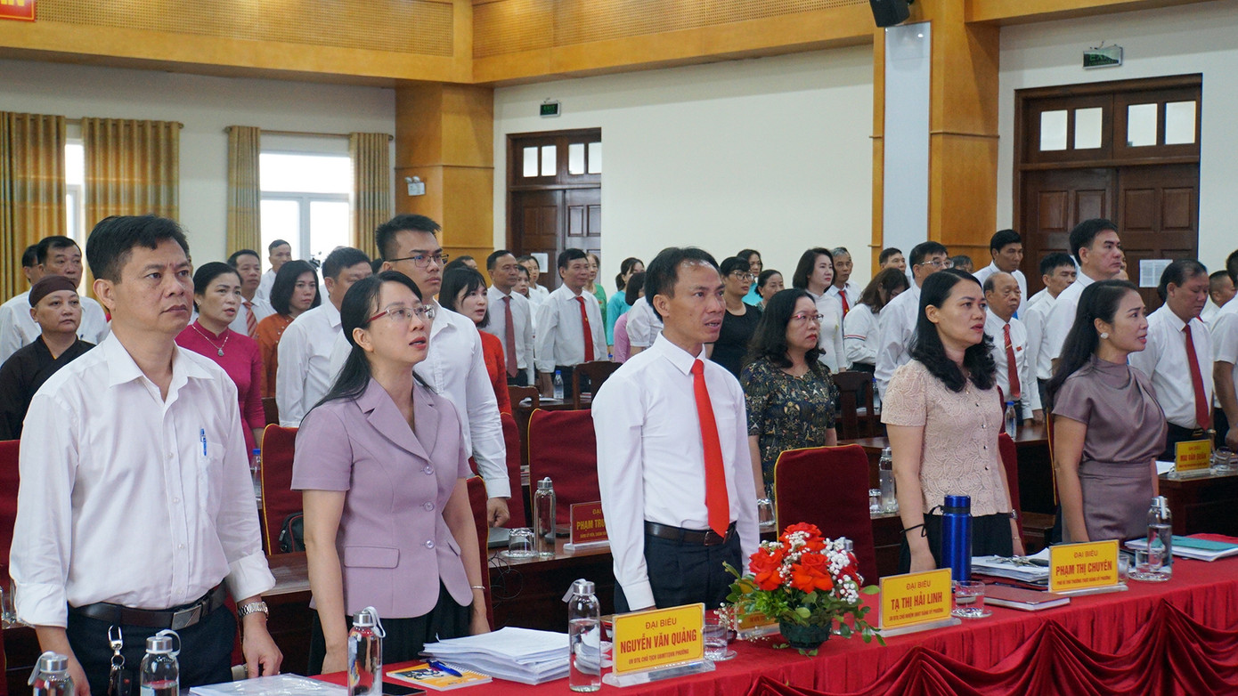 Sáng 30/6, HĐND phường Hải An (Hải Phòng) khóa I, nhiệm kỳ 2021-2026 tổ chức kỳ họp thứ nhất, thông qua các Nghị quyết của Trung ương và thành phố về về tổ chức chính quyền địa phương 2 cấp, chỉ định nhân sự phường mới sau hợp nhất. Các đại biểu đã thông qua thành lập các Ban thuộc HĐND, UBND phường mới.