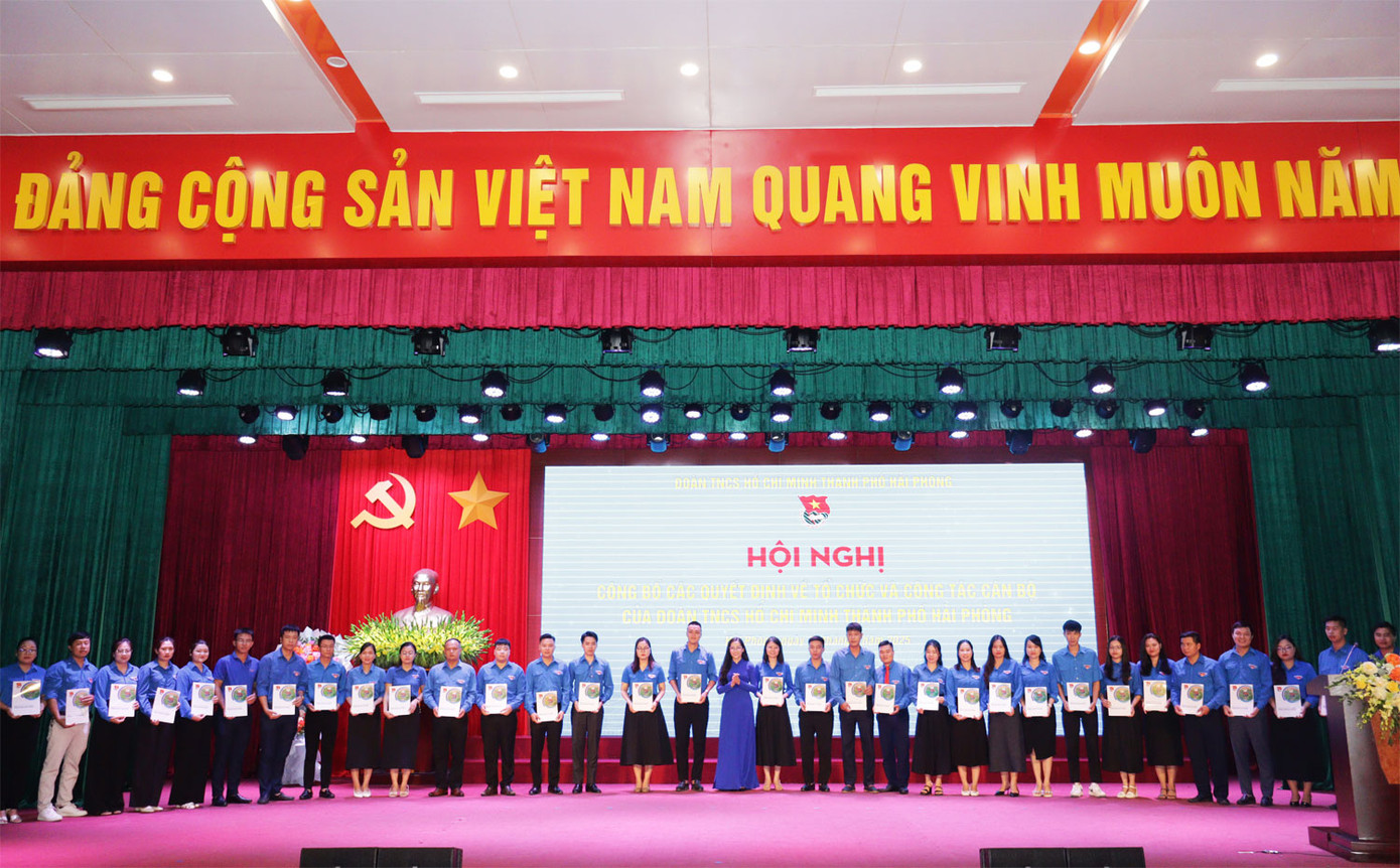 Thành lập 114 tổ chức Đoàn cấp phường, xã, đặc khu.