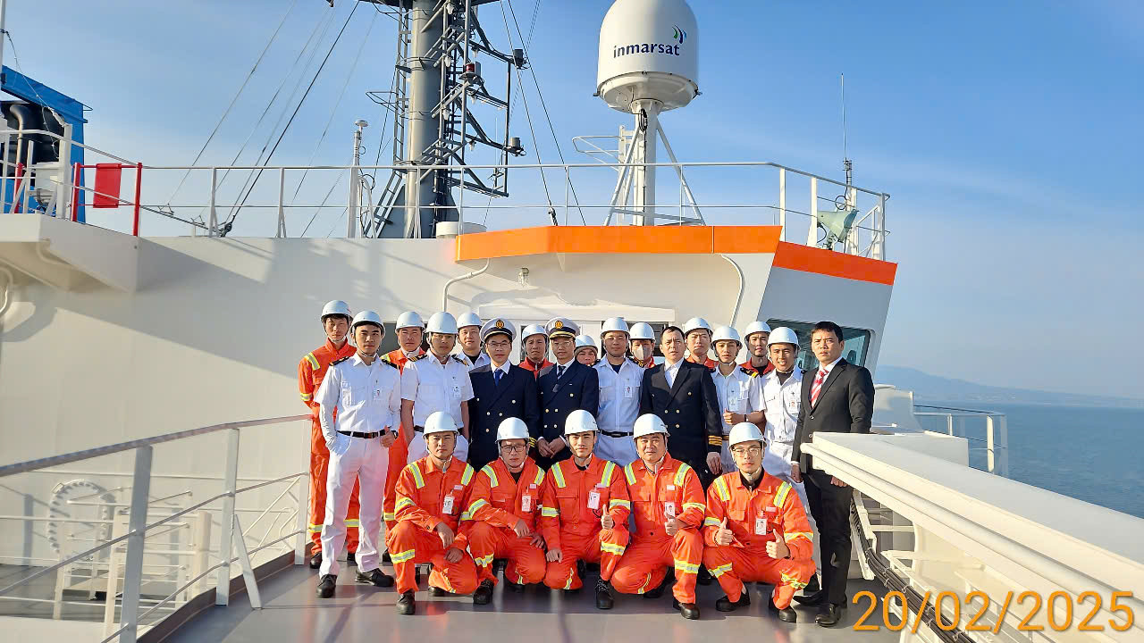 Thuyền viên Việt Nam hiện đang quản lý và vận hành nhiều tàu siêu trường, siêu trọng hiện đại với công nghệ tiên tiến bậc nhất thế giới.