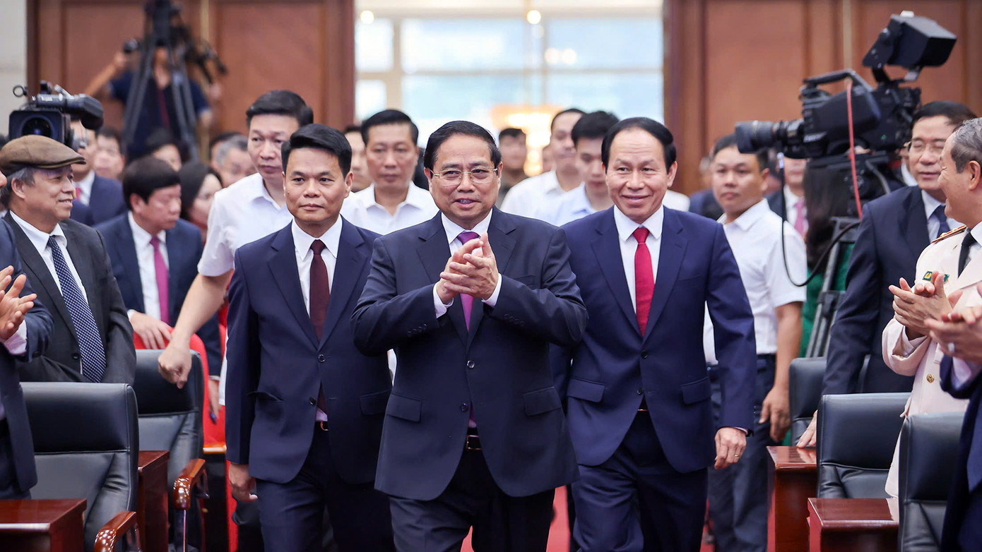 Thủ tướng Chính phủ Phạm Minh Chính dự buổi lễ công bố các quyết định của Trung ương về việc hợp nhất Hải Phòng, Hải Dương và tổ chức chính quyền địa phương 2 cấp. Ảnh: Đoàn Bắc Thủ tướng Chính phủ Phạm Minh Chính dự buổi lễ công bố các quyết định của Trung ương về việc hợp nhất Hải Phòng, Hải Dương và tổ chức chính quyền địa phương 2 cấp. Ảnh: Đoàn Bắc