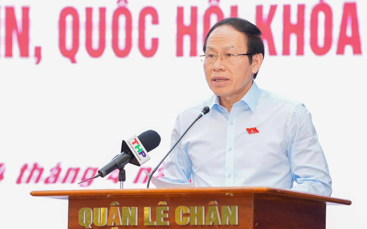 Ông Lê Tiến Châu - Bí thư Thành uỷ Hải Phòng trả lời kiến nghị của các cử tri.