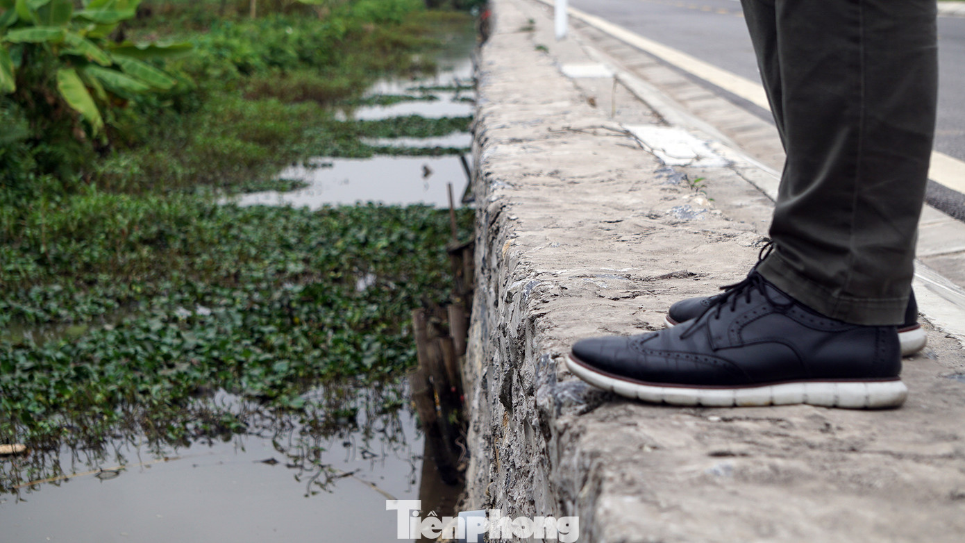 Tuyến đường Minh Tiến, thuộc phường Minh Đức (Đồ Sơn, Hải Phòng). Tuyến đường Minh Tiến, thuộc phường Minh Đức (Đồ Sơn, Hải Phòng).