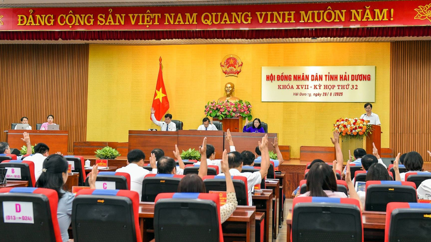 Toàn cảnh kỳ họp thứ 32, kỳ họp cuối cùng của HĐND tỉnh Hải Dương khóa XVII trước khi hợp nhất với TP Hải Phòng. Toàn cảnh kỳ họp thứ 32, kỳ họp cuối cùng của HĐND tỉnh Hải Dương khóa XVII trước khi hợp nhất với TP Hải Phòng.