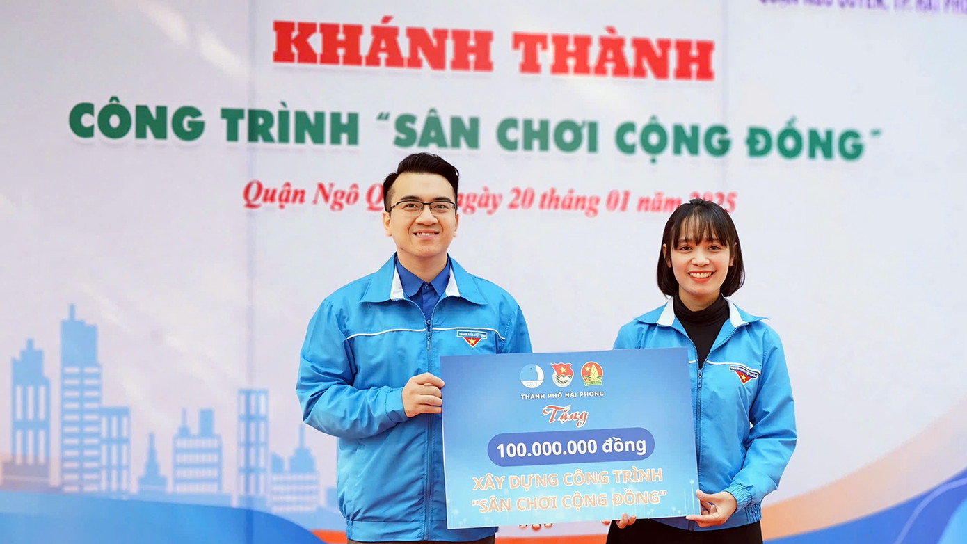 Thành Đoàn Hải Phòng hỗ trợ Quận Đoàn Ngô Quyền xây dựng công trình "sân chơi cộng đồng" cho khu tái định cư Cái Hòm. Thành Đoàn Hải Phòng hỗ trợ Quận Đoàn Ngô Quyền xây dựng công trình "sân chơi cộng đồng" cho khu tái định cư Cái Hòm.