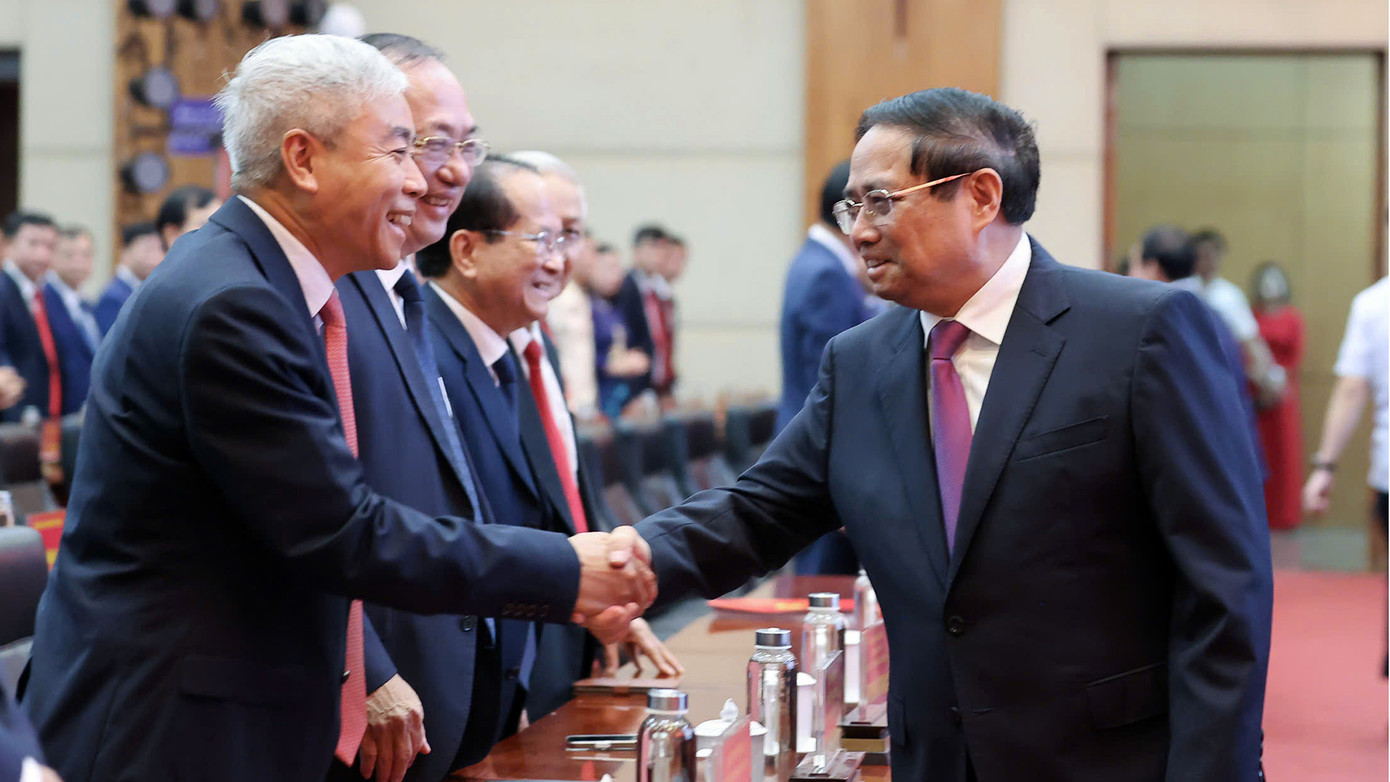 Thủ tướng Chính phủ Phạm Minh Chính dự buổi lễ công bố các quyết định của Trung ương về việc hợp nhất Hải Phòng, Hải Dương và tổ chức chính quyền địa phương 2 cấp. Ảnh: Đoàn Bắc Thủ tướng Chính phủ Phạm Minh Chính dự buổi lễ công bố các quyết định của Trung ương về việc hợp nhất Hải Phòng, Hải Dương và tổ chức chính quyền địa phương 2 cấp. Ảnh: Đoàn Bắc