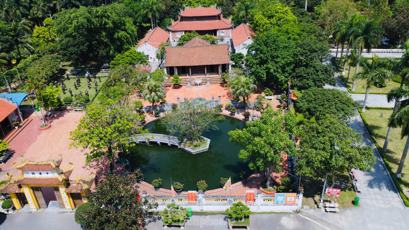 TP Hải Phòng dự kiến thành lập xã mới với tên gắn với Trạng trình Nguyễn Bỉnh Khiêm (huyện Vĩnh Bảo). TP Hải Phòng dự kiến thành lập xã mới với tên gắn với Trạng trình Nguyễn Bỉnh Khiêm (huyện Vĩnh Bảo).