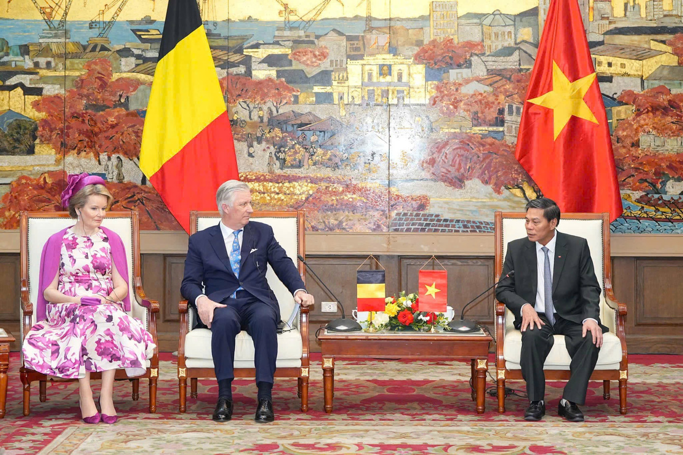 Nhà vua Philippe và Hoàng hậu Mathilde của Vương quốc Bỉ đến thăm TP. Hải Phòng ngày 2/4.