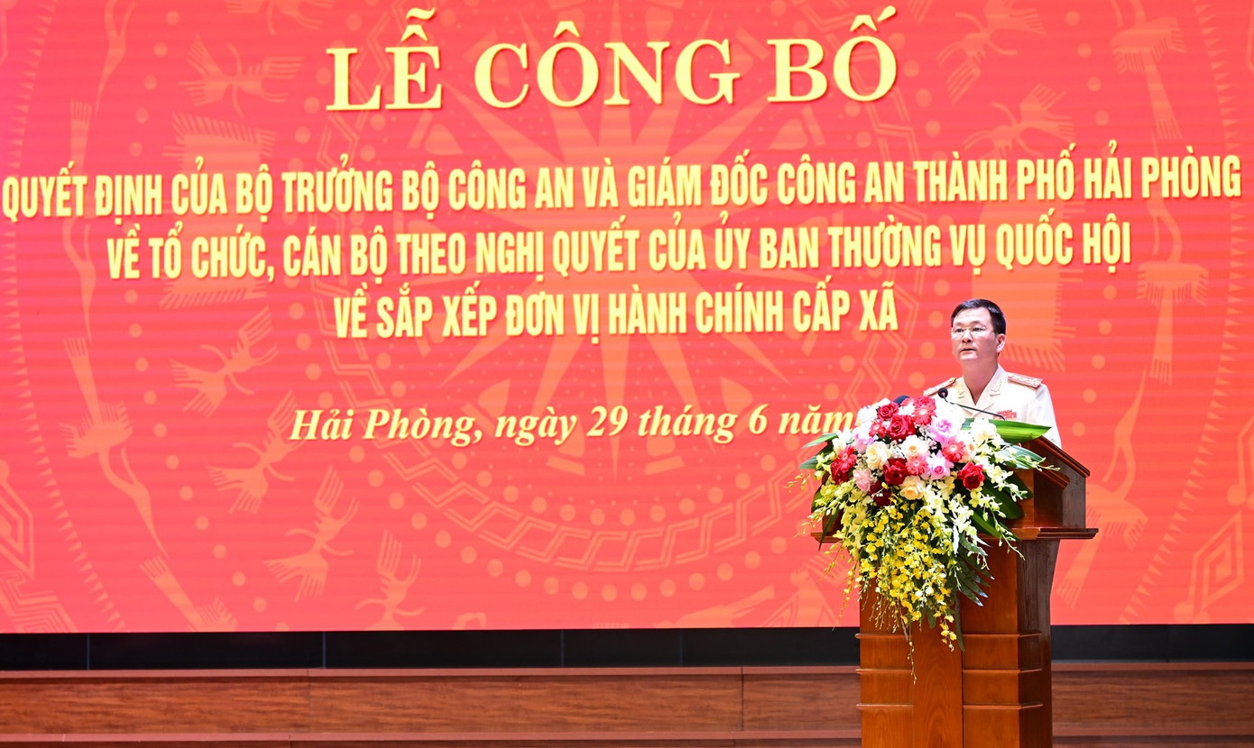 Đại tá Bùi Quang Bình - Giám đốc Công an TP Hải Phòng phát biểu tại hội nghị.