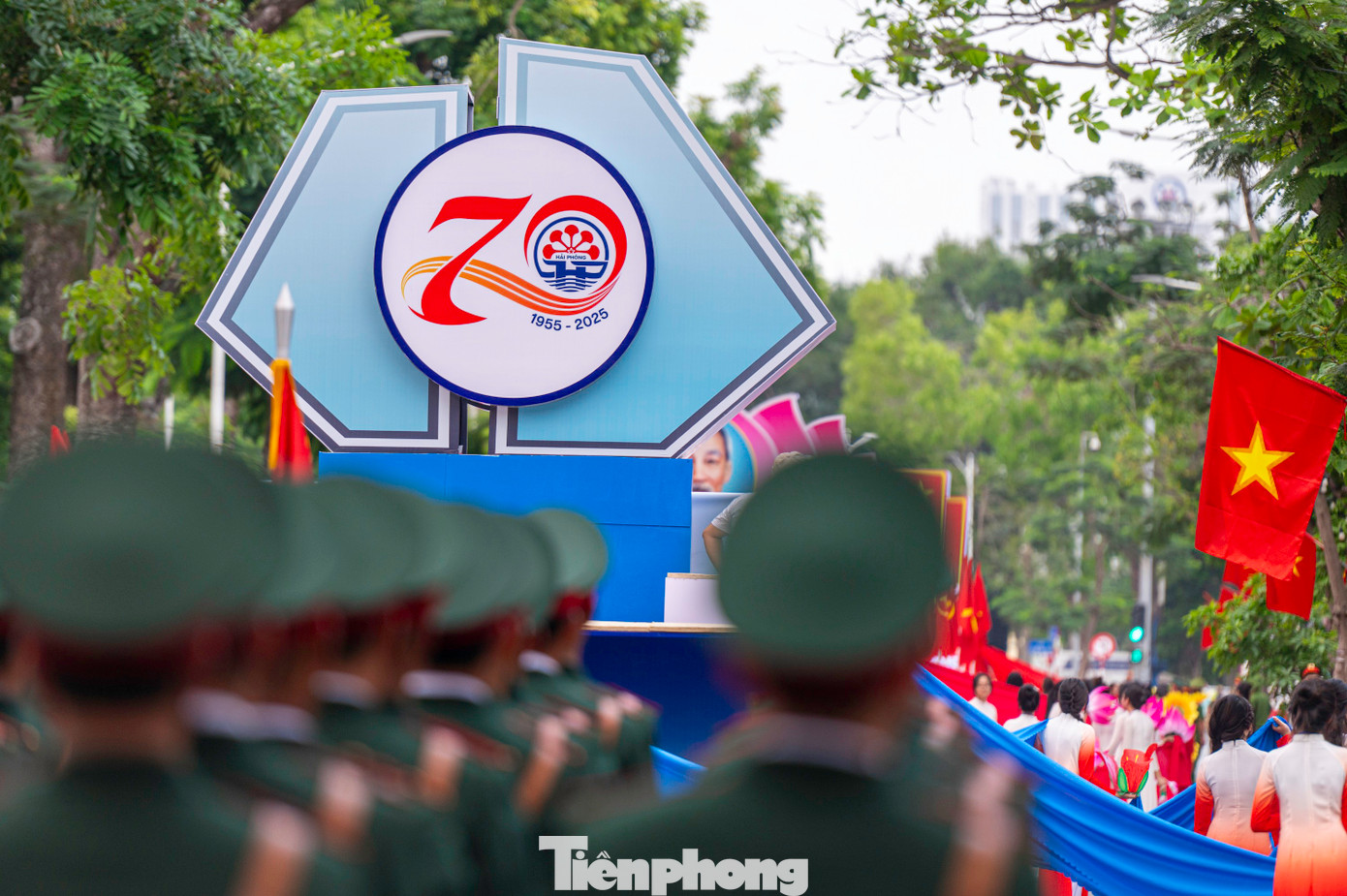 Các sự kiện, hoạt động được Sở Văn hóa Thể thao và Du lịch Hải Phòng tổ chức với quy mô lớn, thu hút hàng vạn người dân, du khách tham gia. Tại quảng trường nhà hát, dọc dải vườn hoa trung tâm thành phố luôn được trang hoàng cờ hoa rực rỡ.