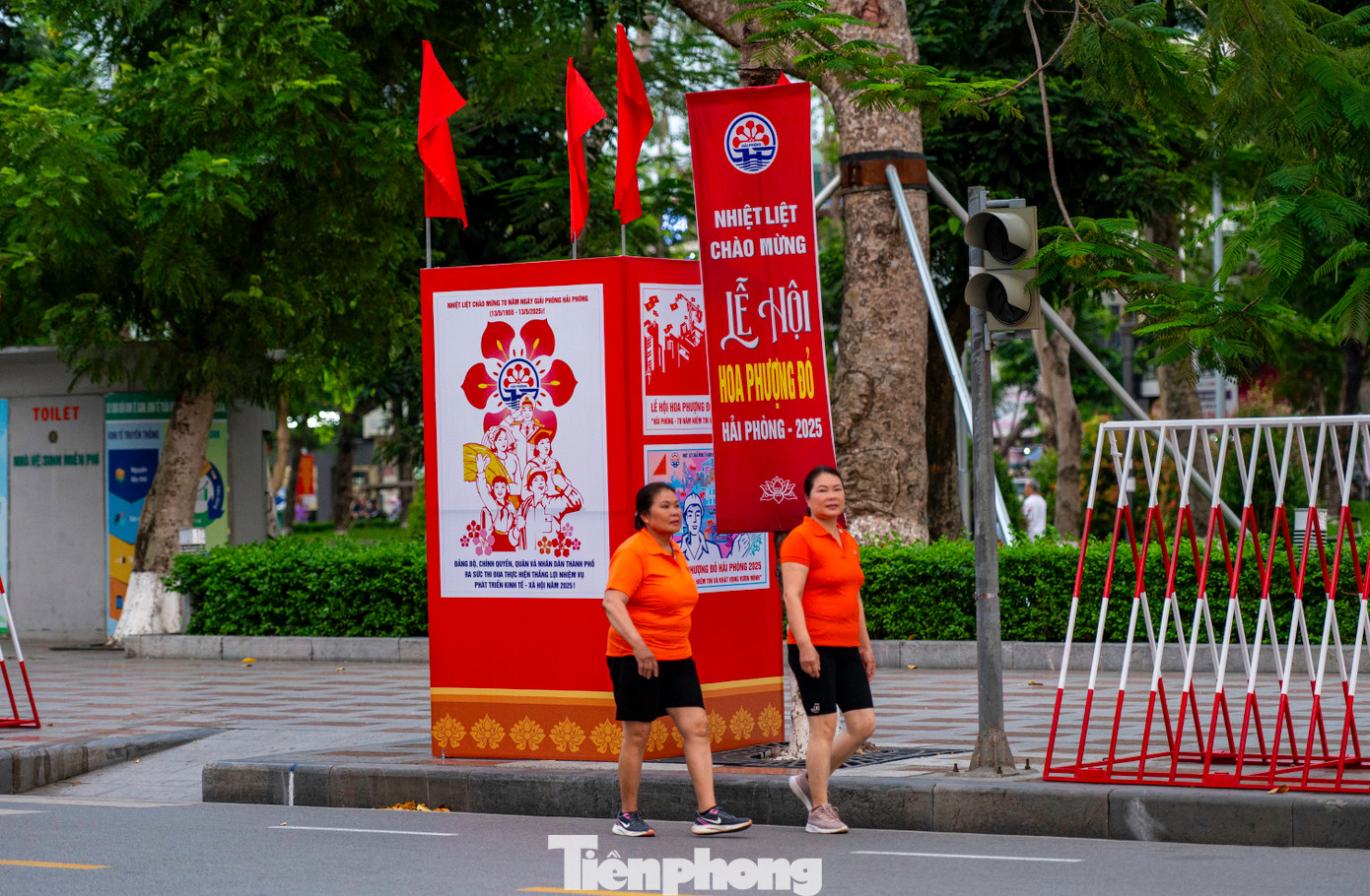Các sự kiện, hoạt động được Sở Văn hóa Thể thao và Du lịch Hải Phòng tổ chức với quy mô lớn, thu hút hàng vạn người dân, du khách tham gia. Tại quảng trường nhà hát, dọc dải vườn hoa trung tâm thành phố luôn được trang hoàng cờ hoa rực rỡ.