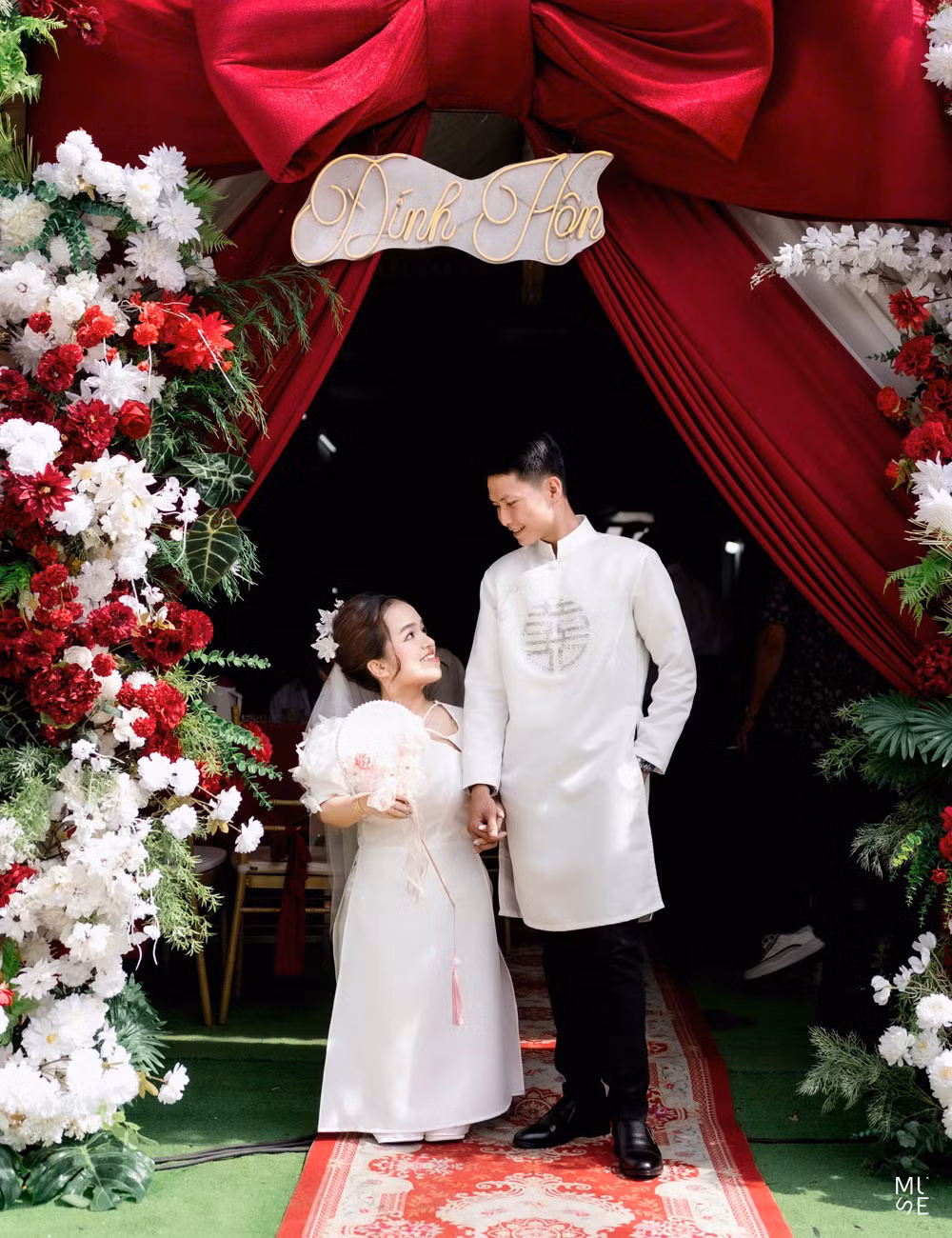 Cặp đôi có chuyện tình yêu đẹp nhờ mạng xã hội.