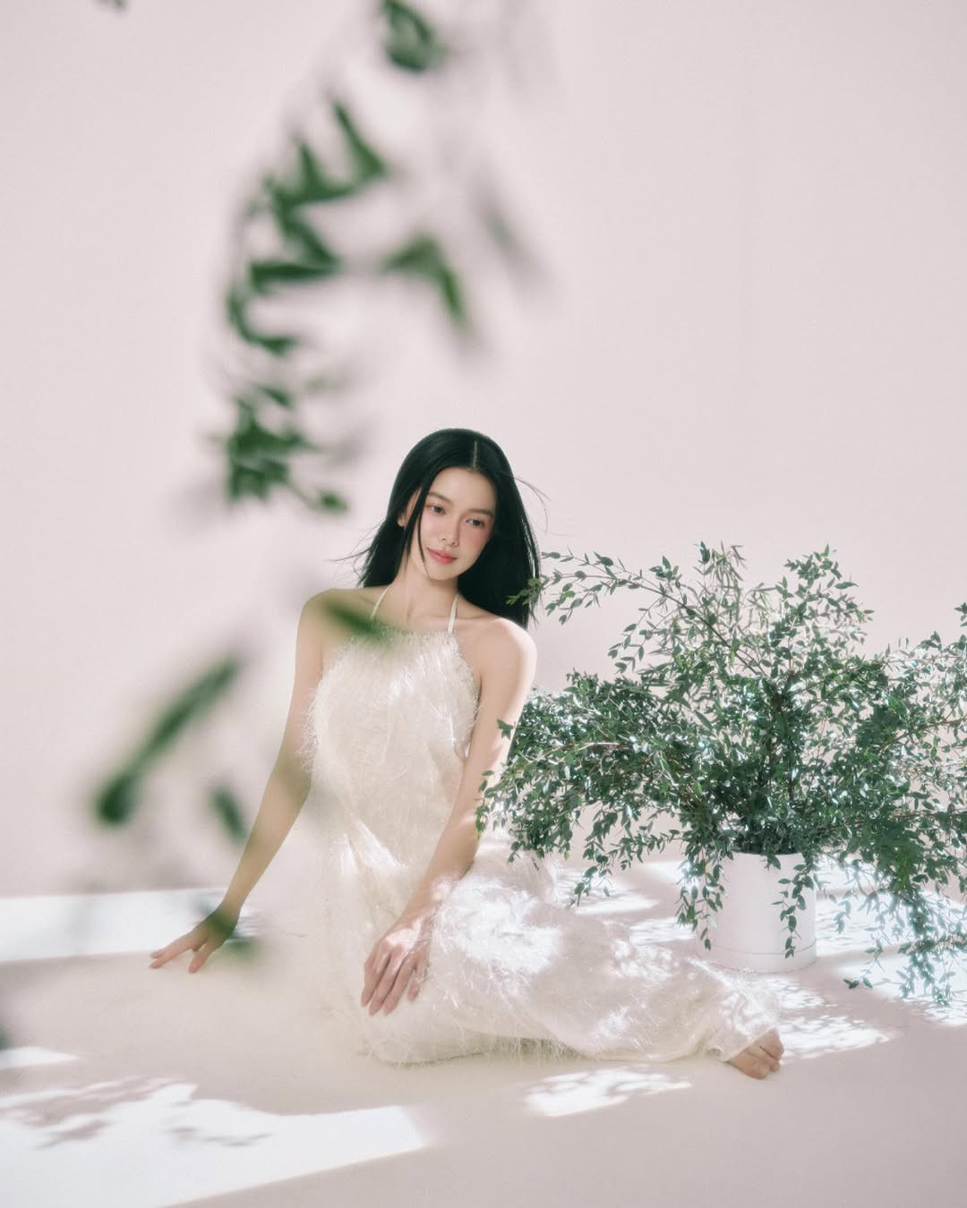 Vẻ đẹp dịu dàng như nàng thơ của cô gái 9x.