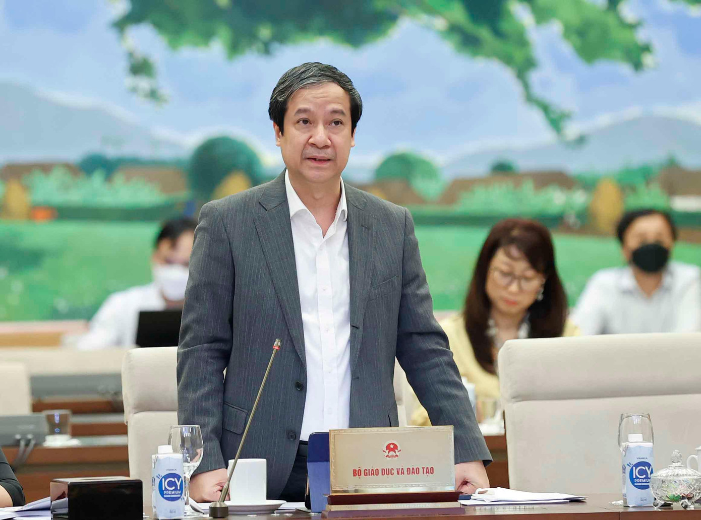 Bộ trưởng Bộ Giáo dục và Đào tạo Nguyễn Kim Sơn Bộ trưởng Bộ Giáo dục và Đào tạo Nguyễn Kim Sơn