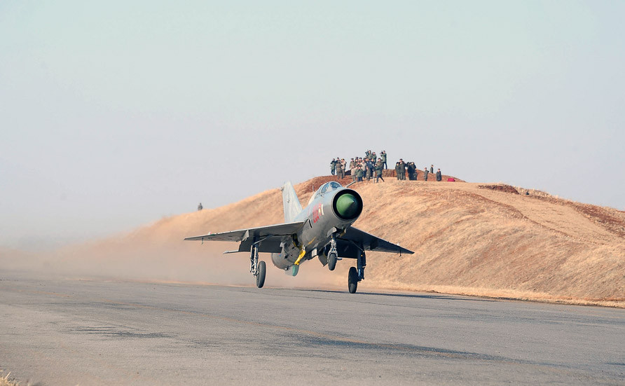 Tiêm kích Mig đã lỗi thời của Không quân BTT