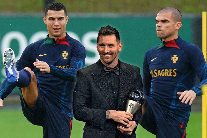 Ronaldo không bỏ phiếu vì biết Messi sẽ thắng? Ronaldo không bỏ phiếu vì biết Messi sẽ thắng?