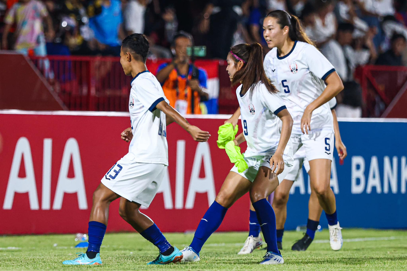 SEA Games 32: Thua Thái Lan 0-3, tuyển nữ Campuchia hẹn gặp tuyển nữ Việt Nam tại bán kết ảnh 2 SEA Games 32: Thua Thái Lan 0-3, tuyển nữ Campuchia hẹn gặp tuyển nữ Việt Nam tại bán kết ảnh 2