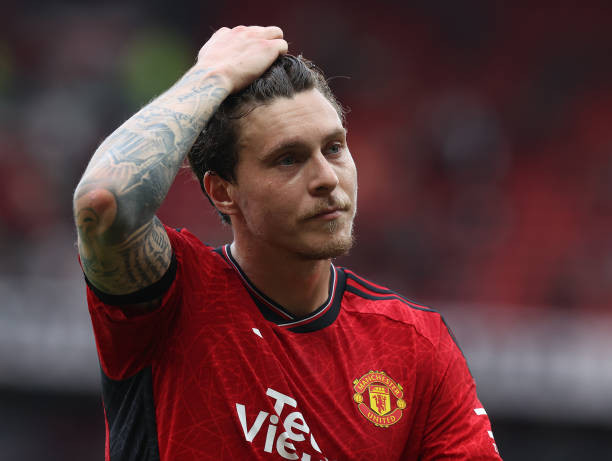 MU thảm bại 1-3 trên sân nhà trước Brighton trong ngày tân binh Hojlund đá chính ảnh 26 MU thảm bại 1-3 trên sân nhà trước Brighton trong ngày tân binh Hojlund đá chính ảnh 26