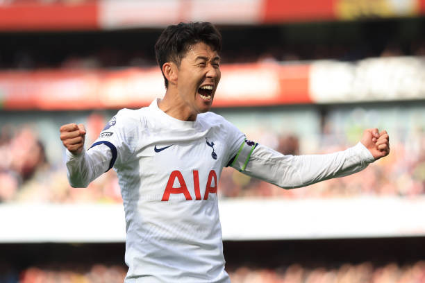 Arsenal và Tottenham bất phân thắng bại trong trận derby bắc London rực lửa ảnh 30