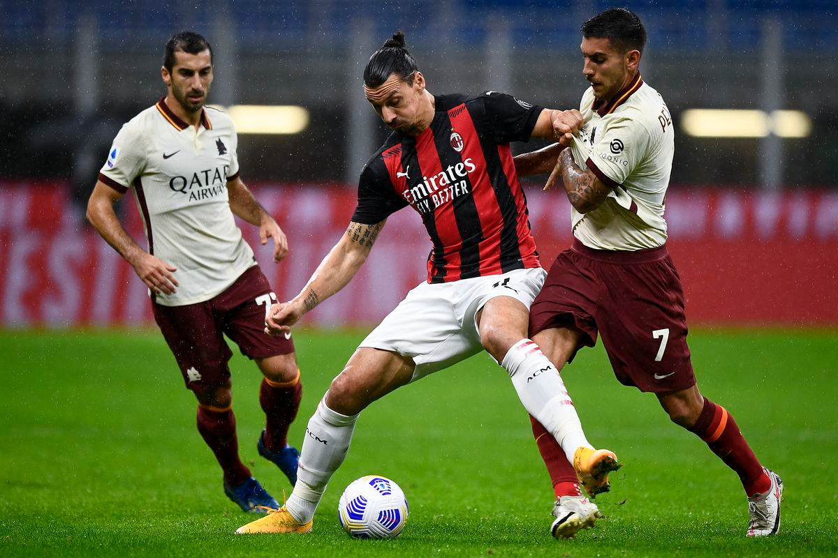 Milan đang trên Roma một bậc Milan đang trên Roma một bậc