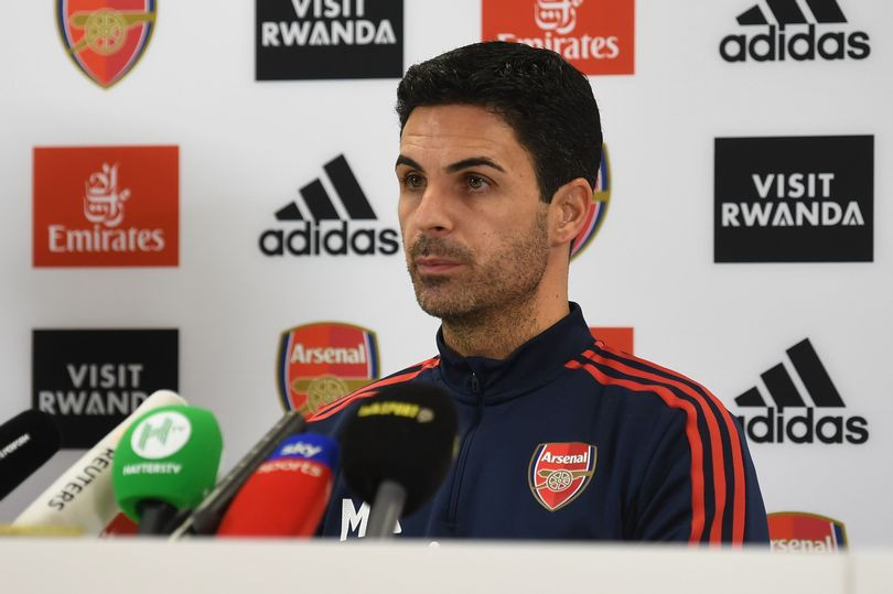 Mikel Arteta vẫn chưa hết tức giận với trọng tài Ngoại hạng Anh Mikel Arteta vẫn chưa hết tức giận với trọng tài Ngoại hạng Anh