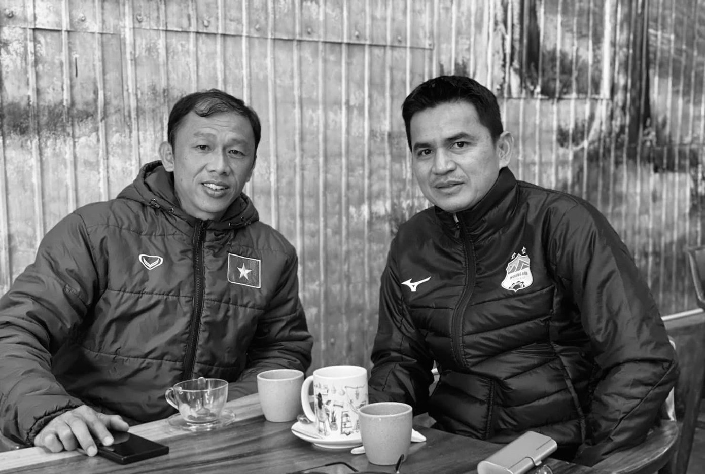 HLV Dương Minh Ninh còn quan trọng hơn trợ lý bình thường của HLV Kiatisuk