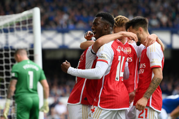 Arsenal có pha ăn mừng hụt Arsenal có pha ăn mừng hụt