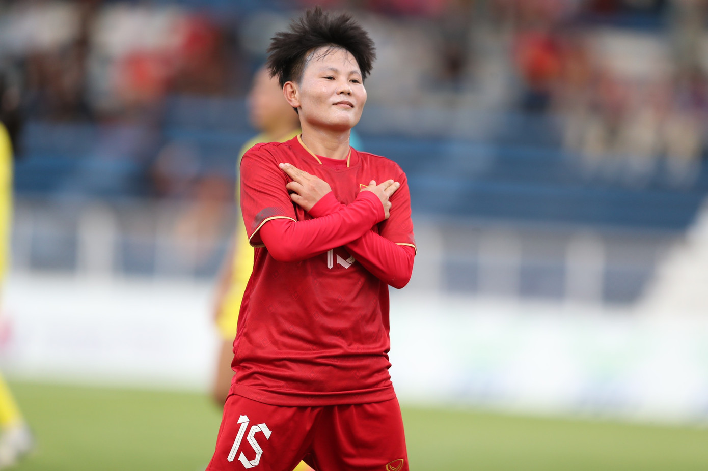 Bích Thùy ăn mừng bàn thắng thứ 2. Ảnh: Văn Thỏa Bích Thùy ăn mừng bàn thắng thứ 2. Ảnh: Văn Thỏa