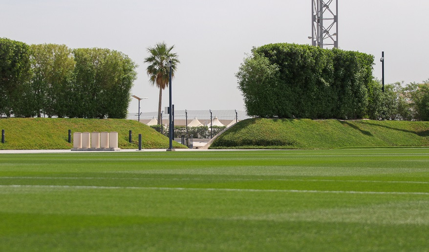 Cận cảnh mặt cỏ sân Đại học Qatar. Ảnh: VFF Cận cảnh mặt cỏ sân Đại học Qatar. Ảnh: VFF