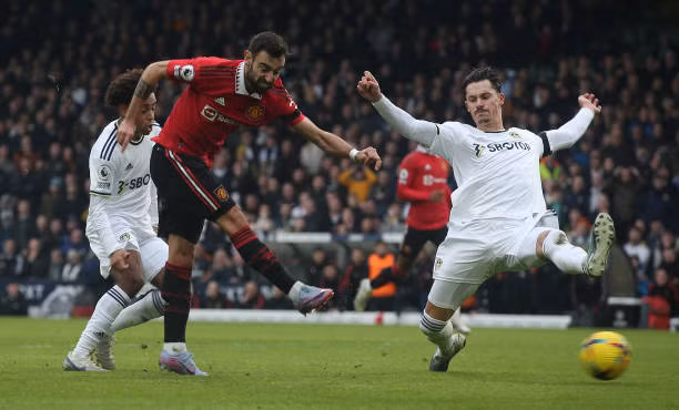 Thắng Leeds 2-0, MU bám sát Arsenal trên tốp đầu ảnh 13